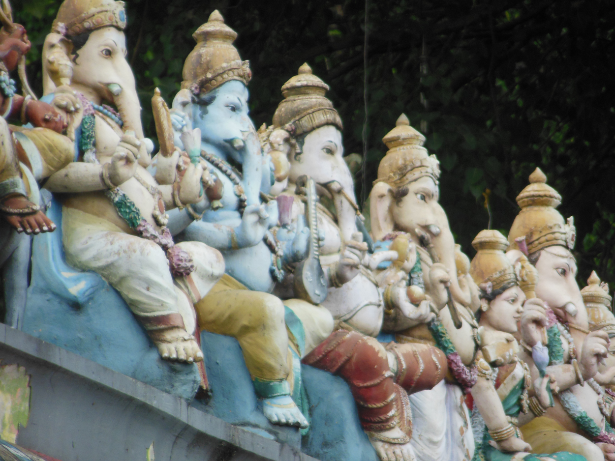 2013-11-03 Kuala Lumpur (Beim Tempel) 